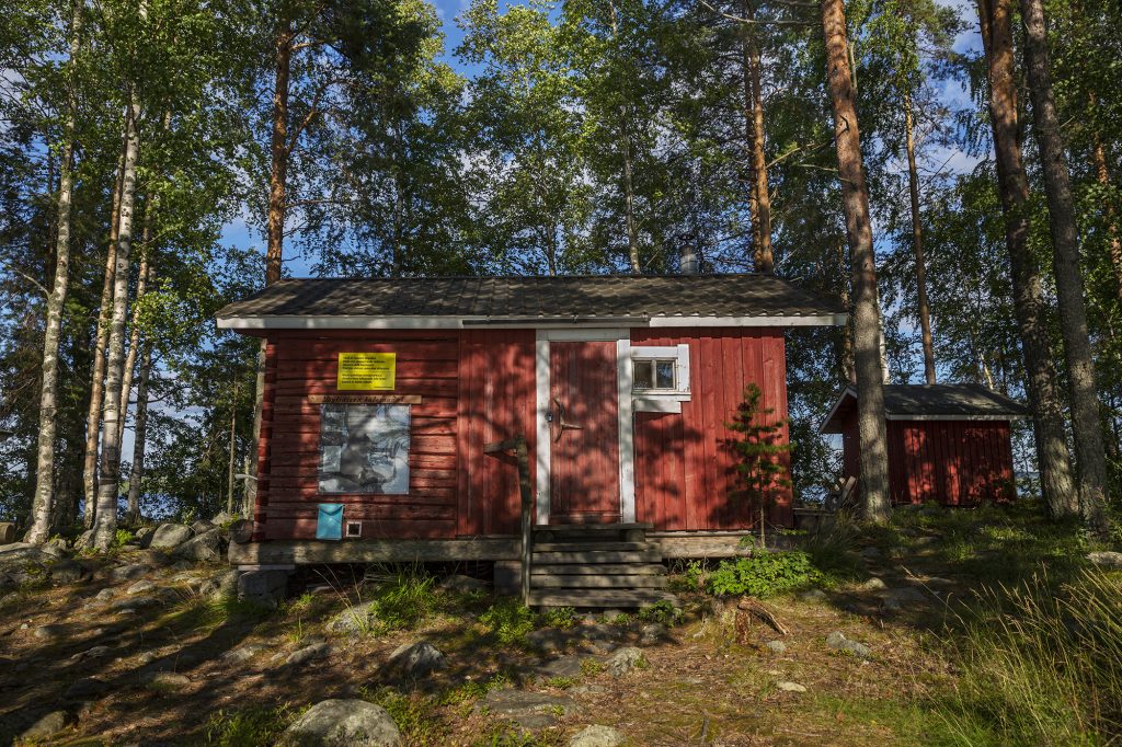 Vanha kalasauna Höytiäisen saaressa.