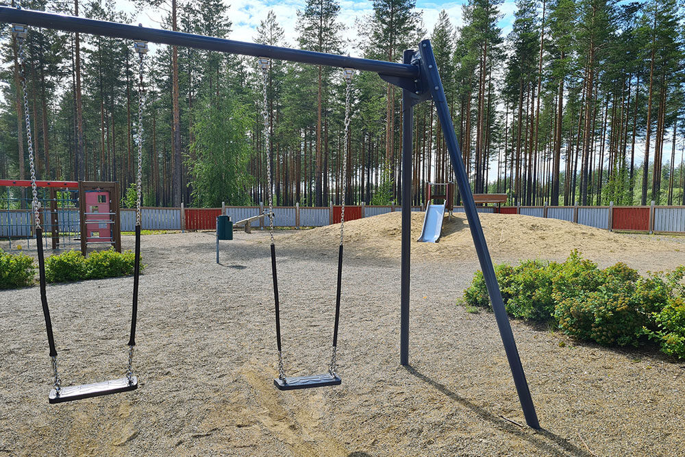 Hirvi -leikkipuisto Kylmäojalla