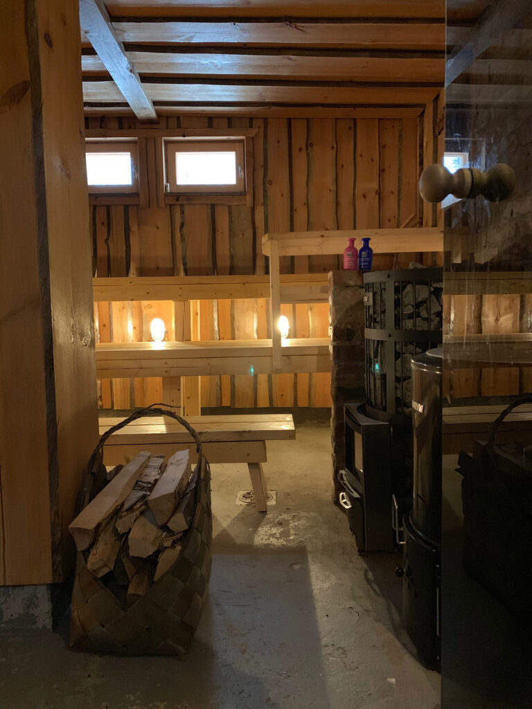 Wanhan mestan sauna.