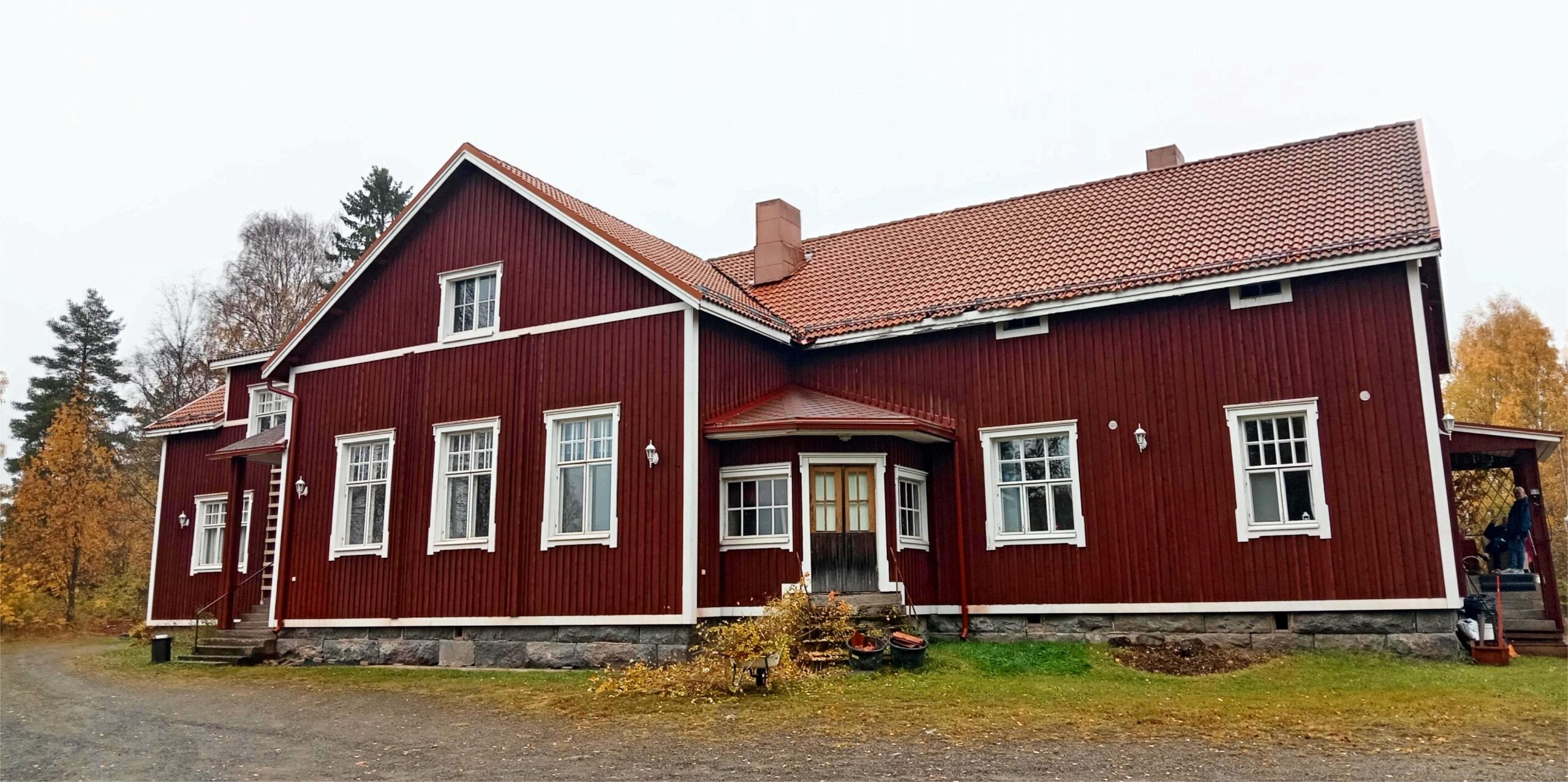 Mönnin kylätalo
